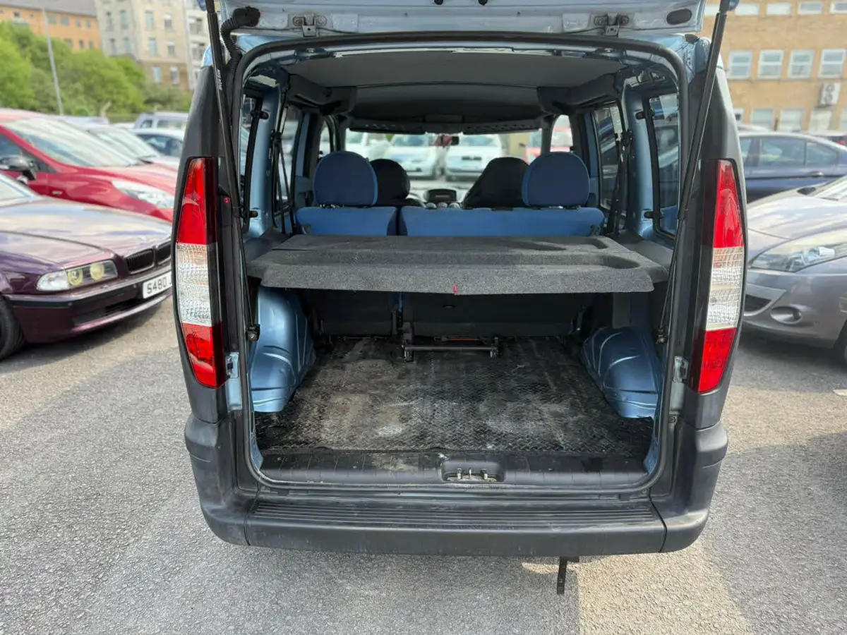 2005-fiat-doblo-13td-active-big-10