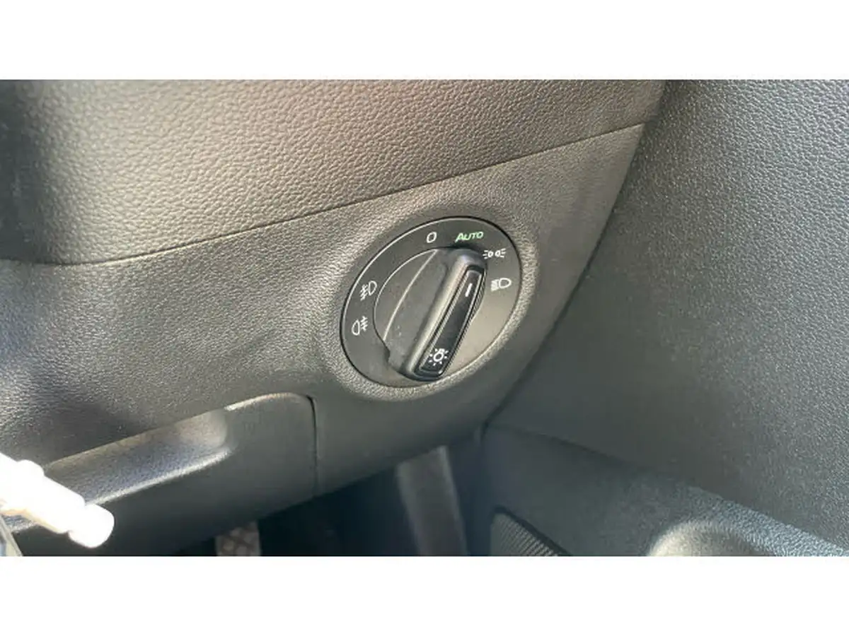 2018-skoda-karoq-15-tsi-se-act-big-32
