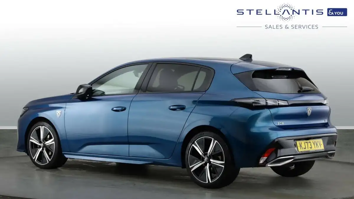 2024-peugeot-308-12-puretech-gt-130ps-ss-eat8-big-2