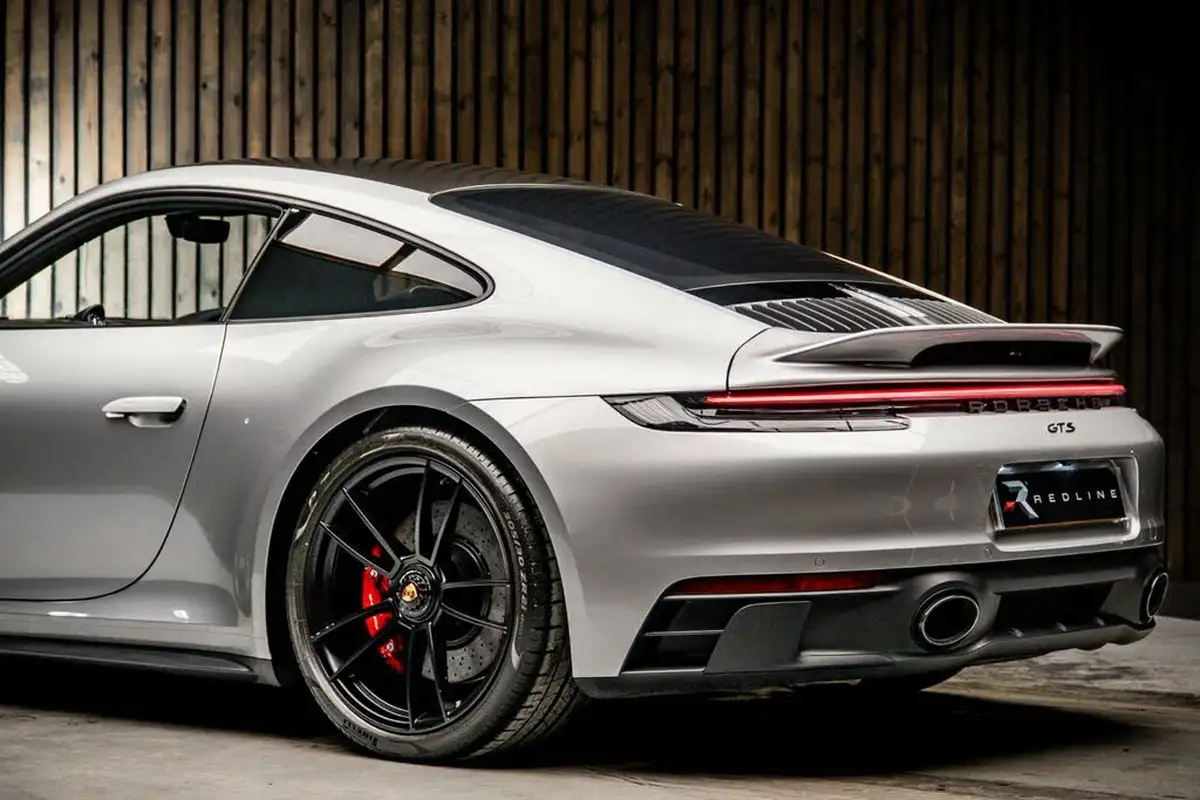 2022-porsche-911-30-carrera-gts-coupe-big-15