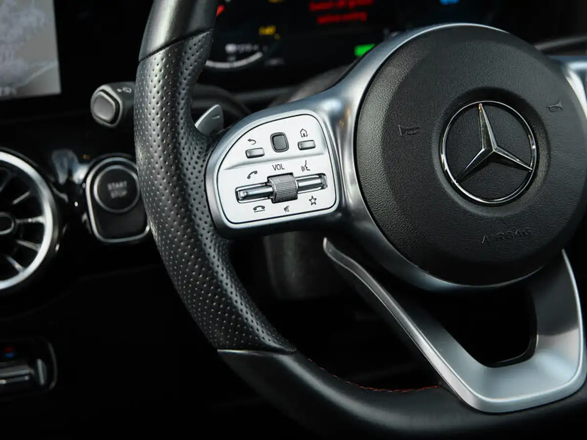 2021-mercedes-benz-eqa-e-eqa-250-amg-line-premium-big-10