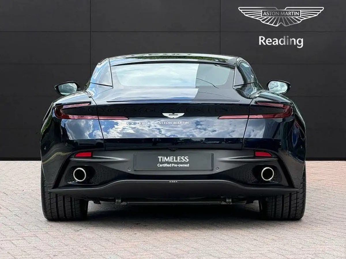 2017-aston-martin-db11-52-v12-big-13