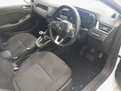 2022-renault-clio-10-tce-iconic-edition-small-17