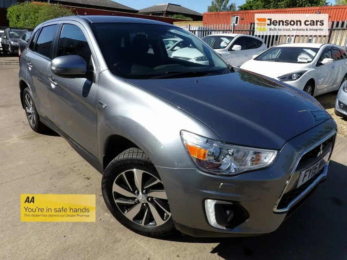 2015-mitsubishi-asx-16-3-big-0