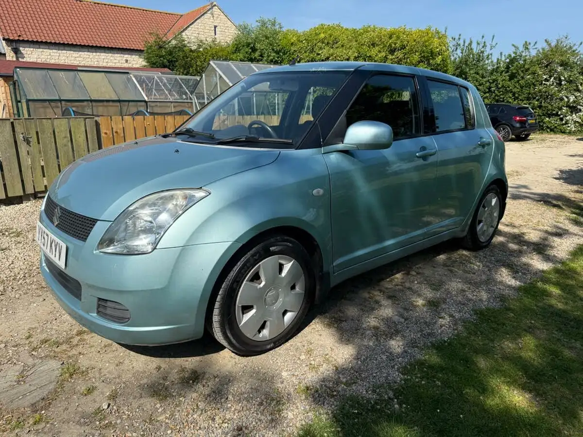 2007-suzuki-swift-13-gl-5d-big-4