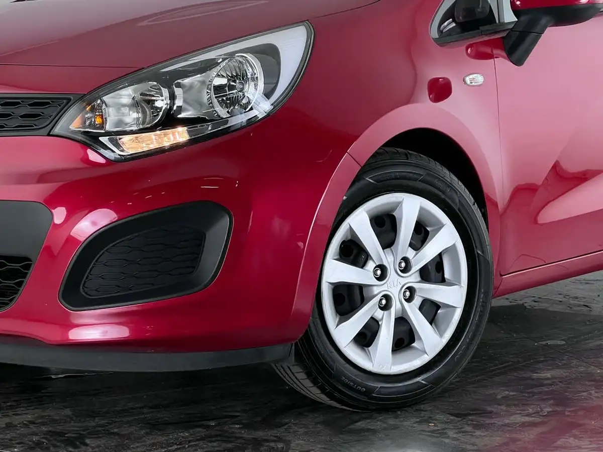 2014-kia-rio-125-1-air-big-34