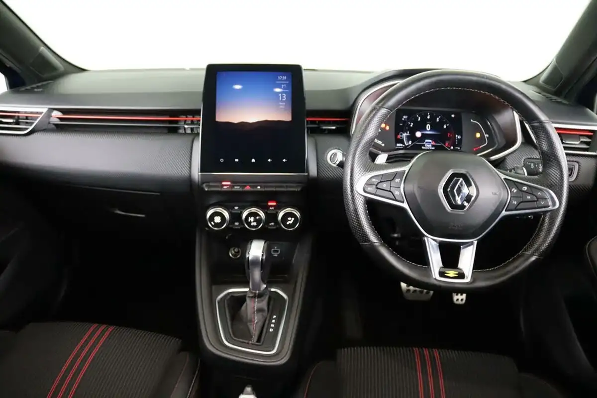 2020-renault-clio-13-tce-rs-line-big-15