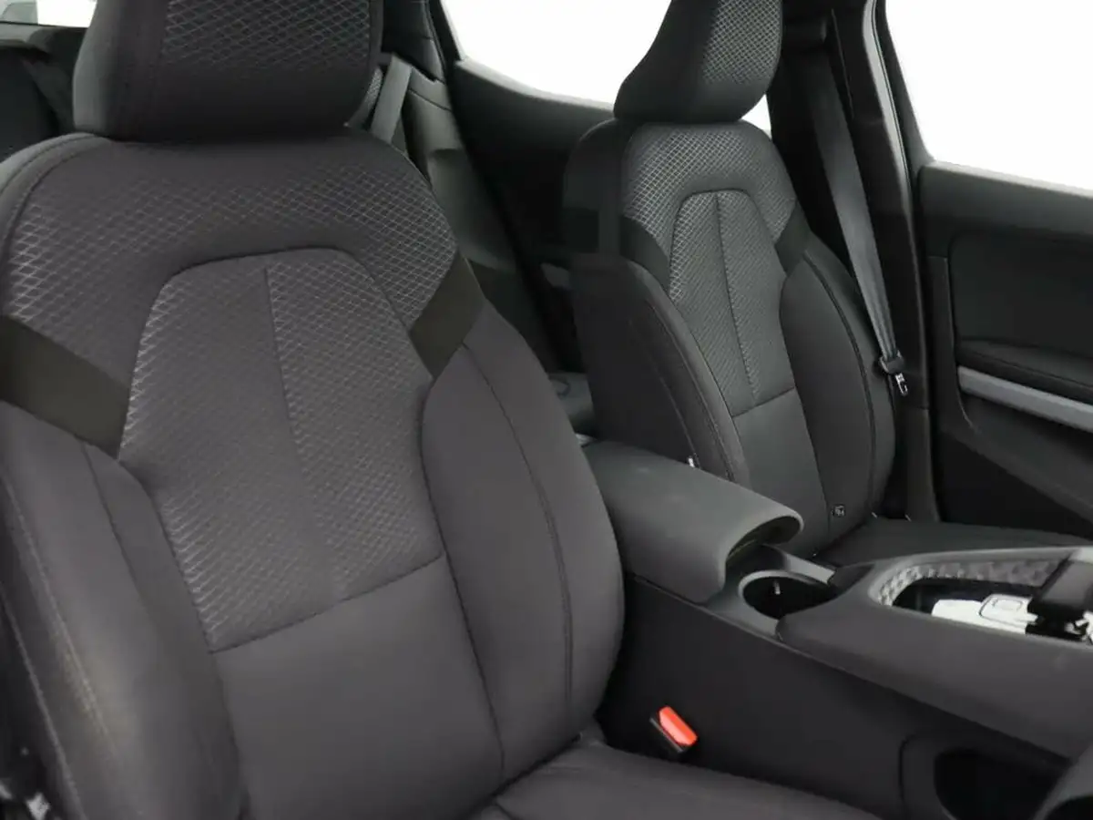 2023-polestar-polestar-2-e-ps2-165kw-standard-single-hatchback-big-8