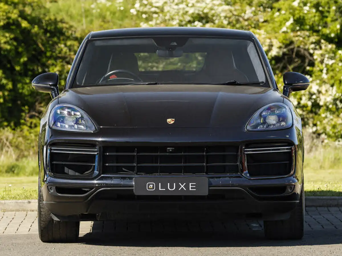 2019-porsche-cayenne-40-v8-turbo-s-e-hybrid-coupe-big-19