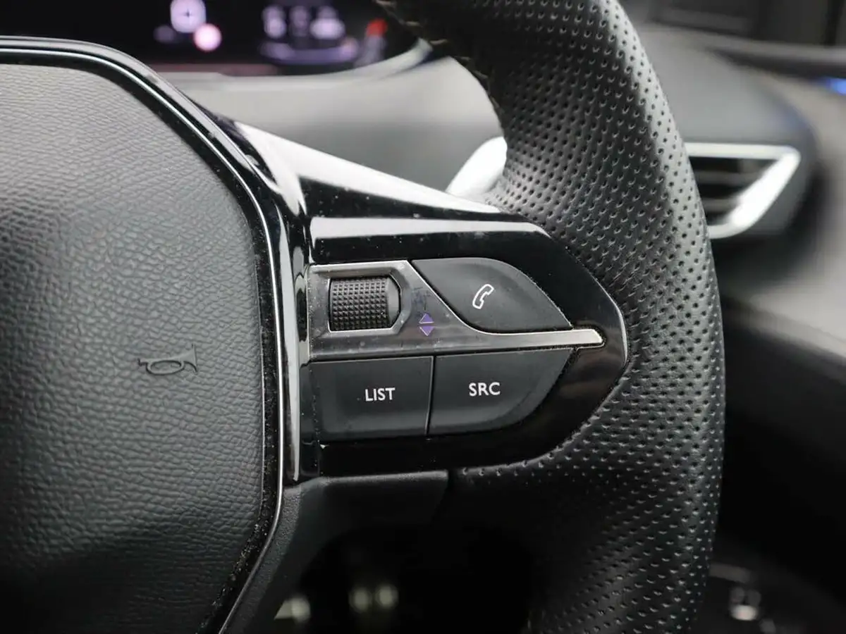 2022-peugeot-3008-suv-15-bluehdi-gt-big-35