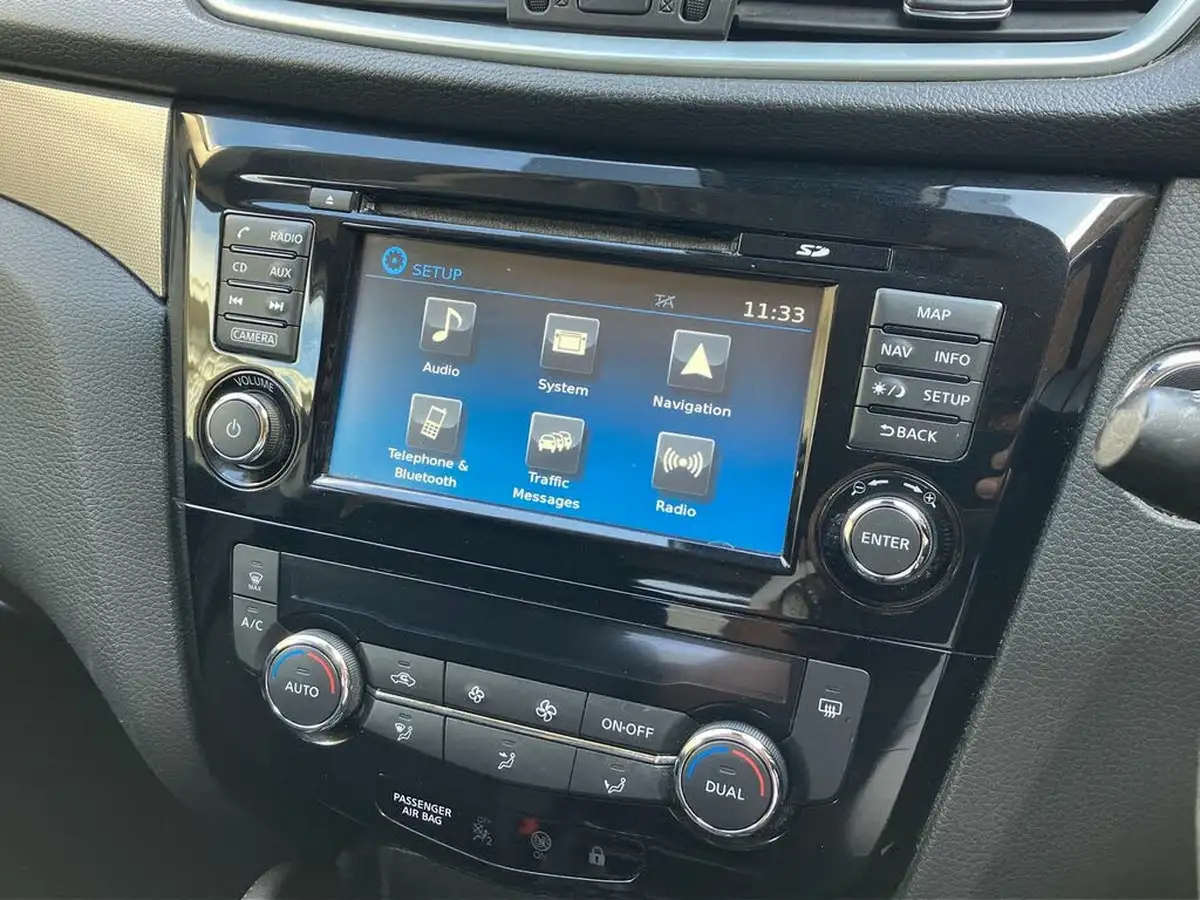 2018-nissan-qashqai-12-dig-t-n-connecta-big-51