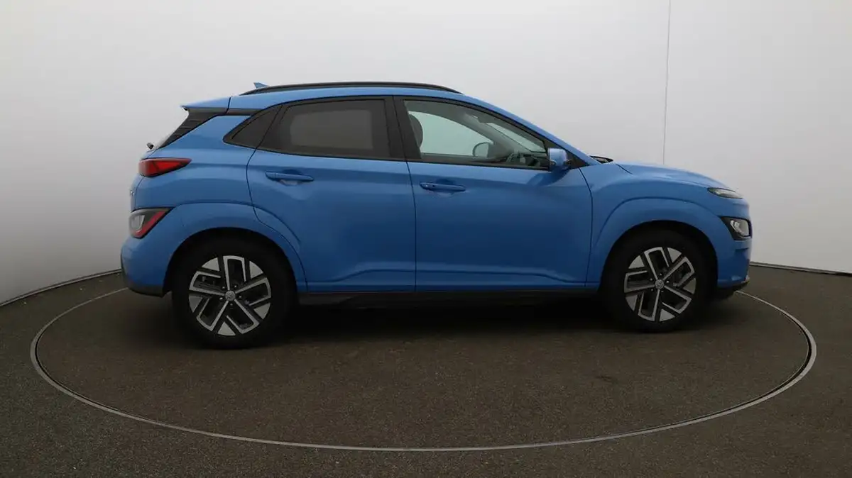 2022-hyundai-kona-e-premium-204ps-64kwh-7kw-obc-big-50