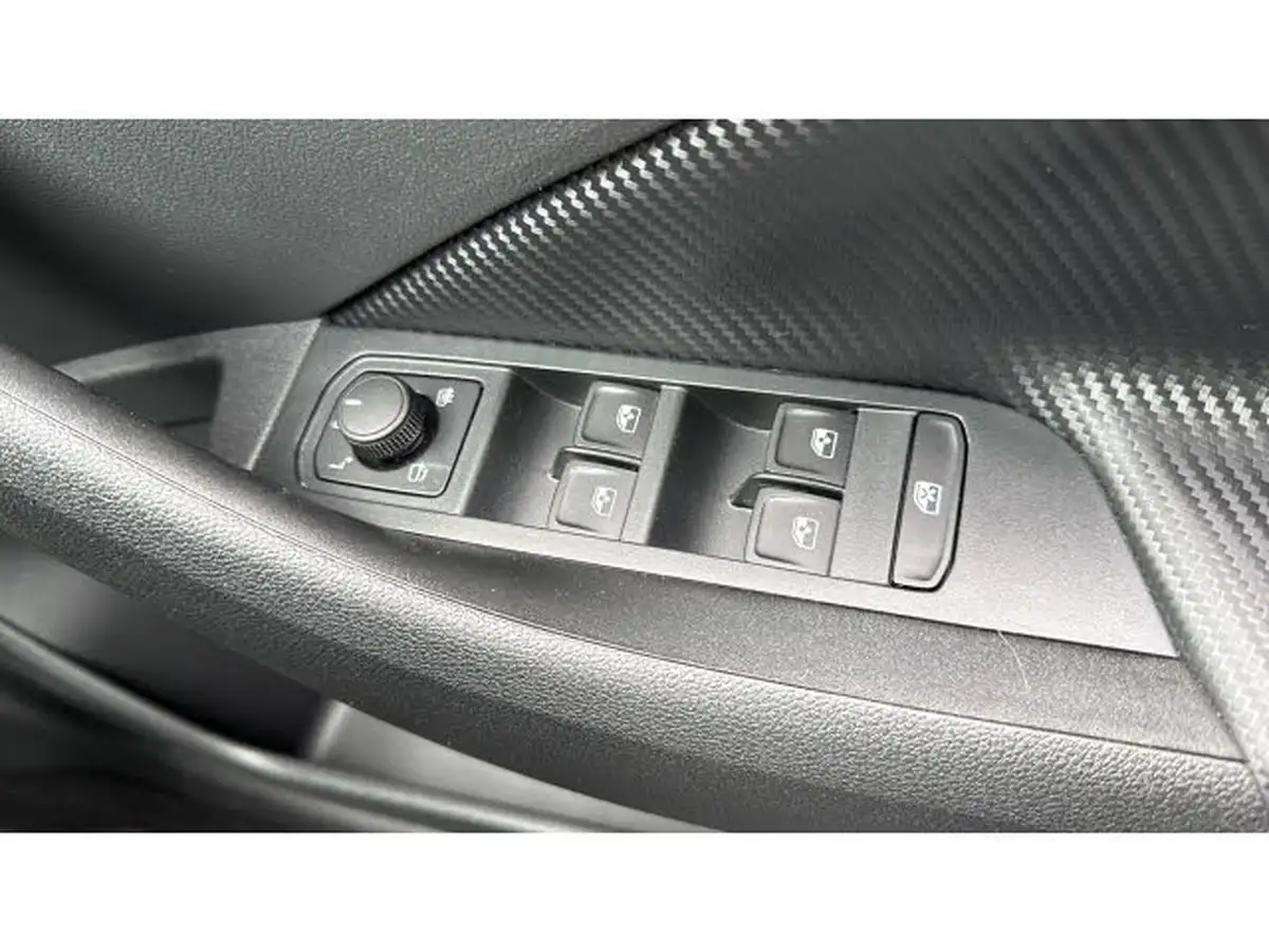 2024-skoda-kamiq-15-tsi-monte-carlo-dsg-big-18