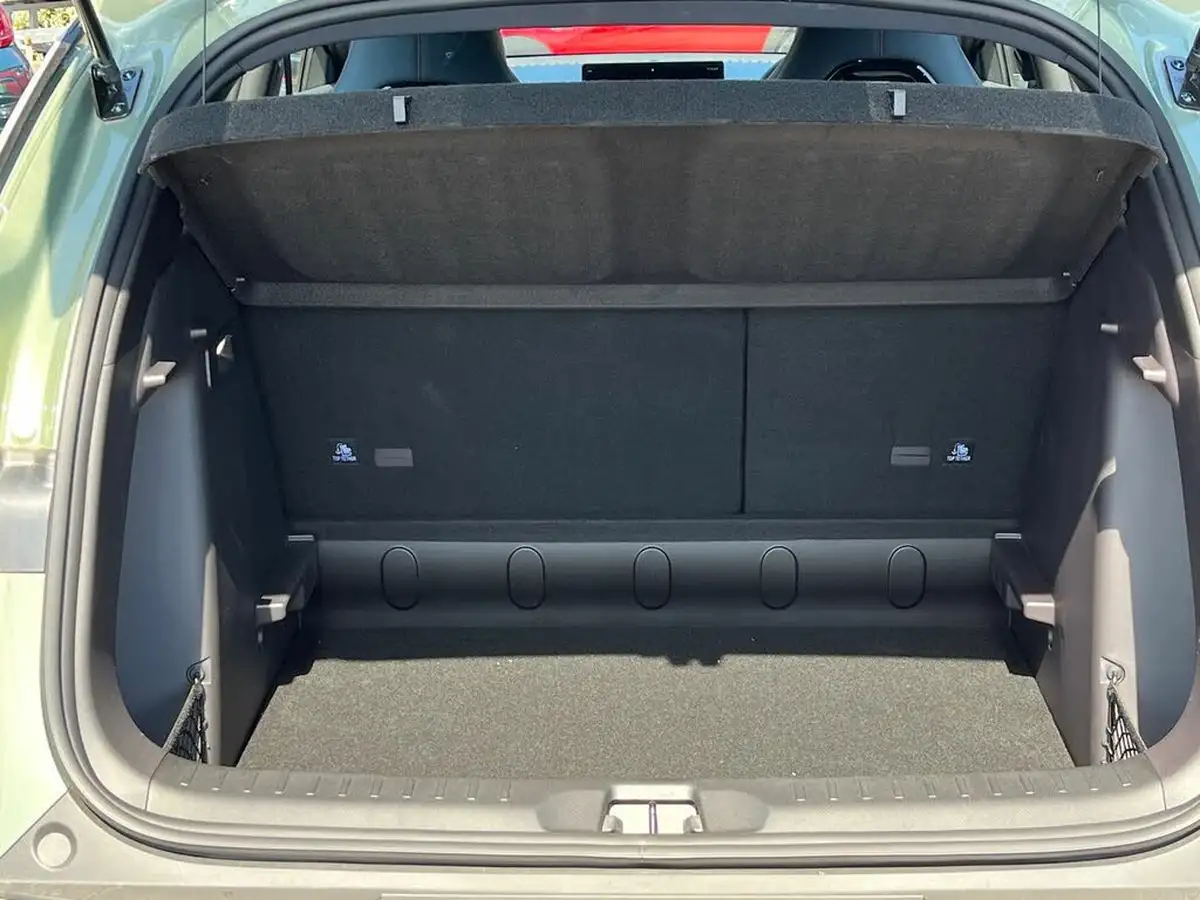 2025-byd-atto-3-e-comfort-big-11