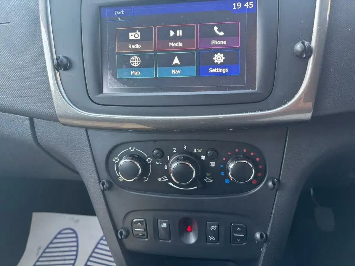 2015-dacia-logan-mcv-09-tce-laureate-prime-ss-big-16