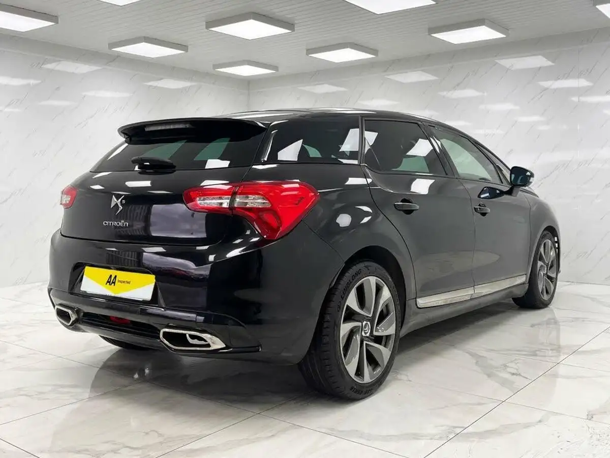 2013-citroen-ds5-20td-dsport-big-9