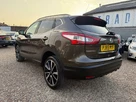 2015-nissan-qashqai-16-tekna-small-8