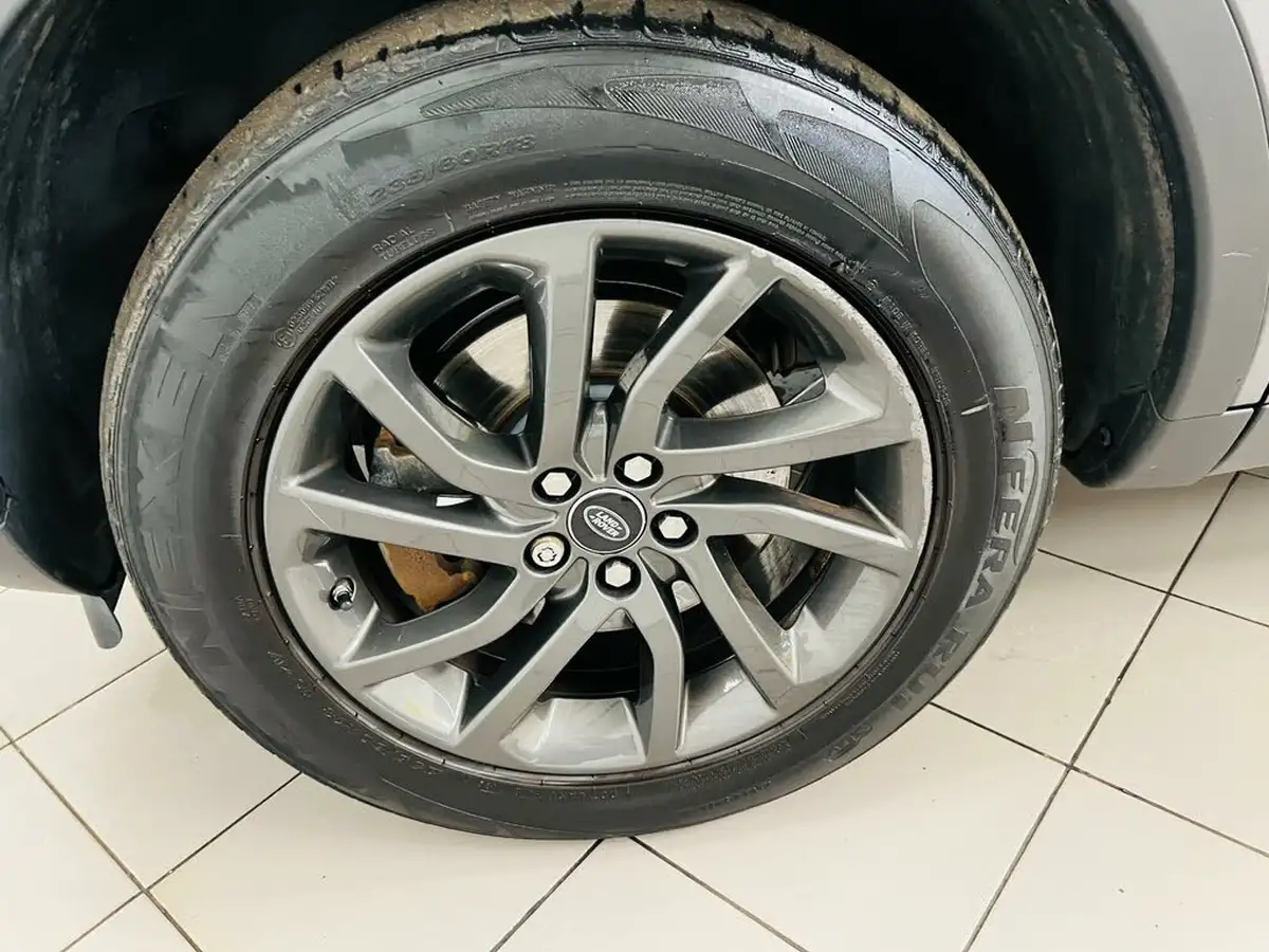 2016-land-rover-discovery-sport-20td4-se-tech-180ps-awd-ss-big-26