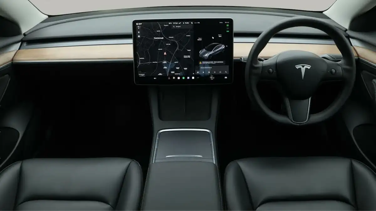 2021-tesla-model-3-e-long-range-4x4-big-13
