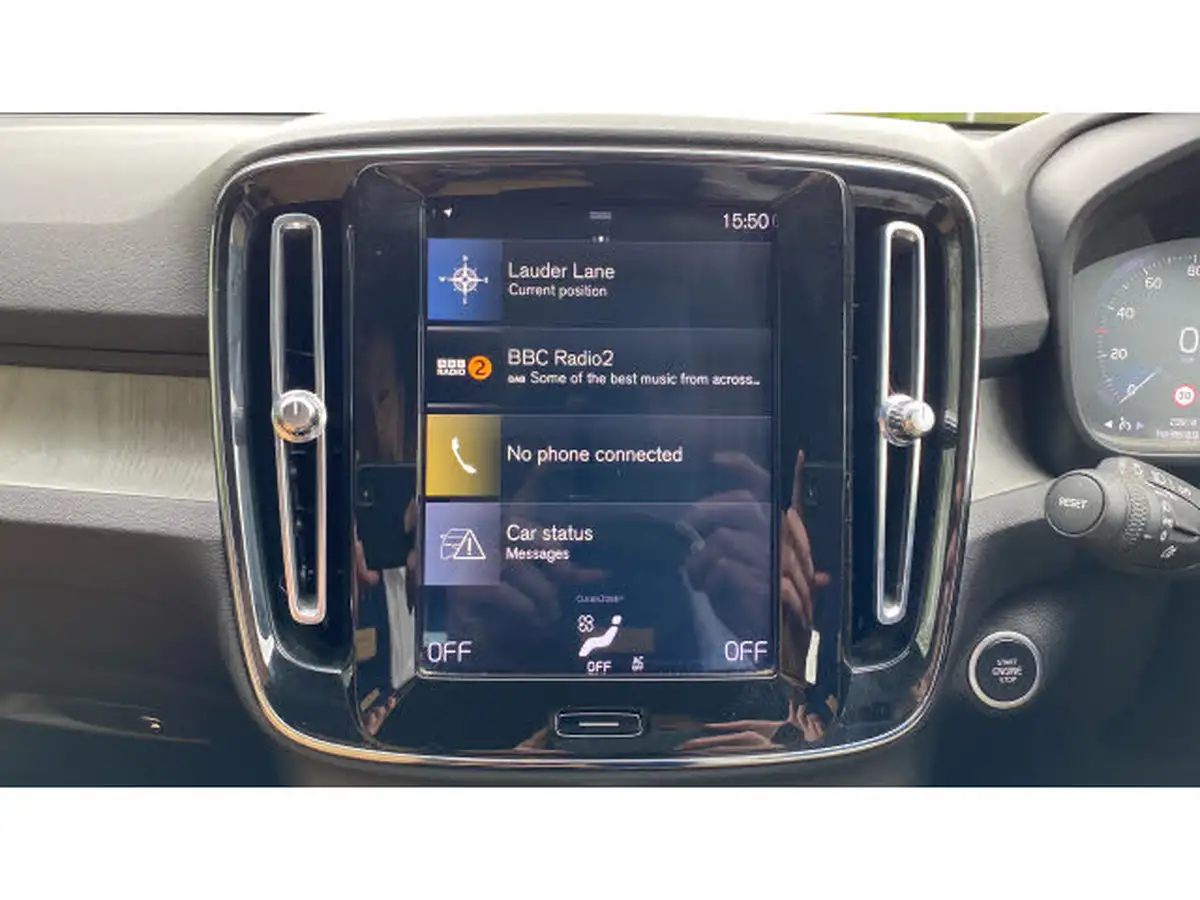 2020-volvo-xc40-20-b4-inscription-big-28