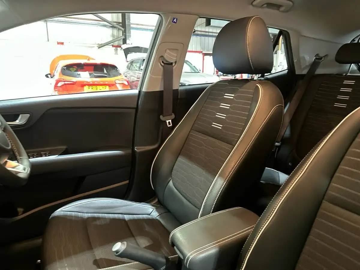 2024-kia-stonic-10-t-gdi-gt-line-98bhp-big-22