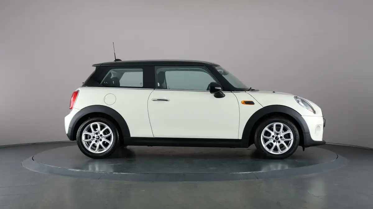 2017-mini-cooper-15-cooper-ss-hatchback-3d-big-54
