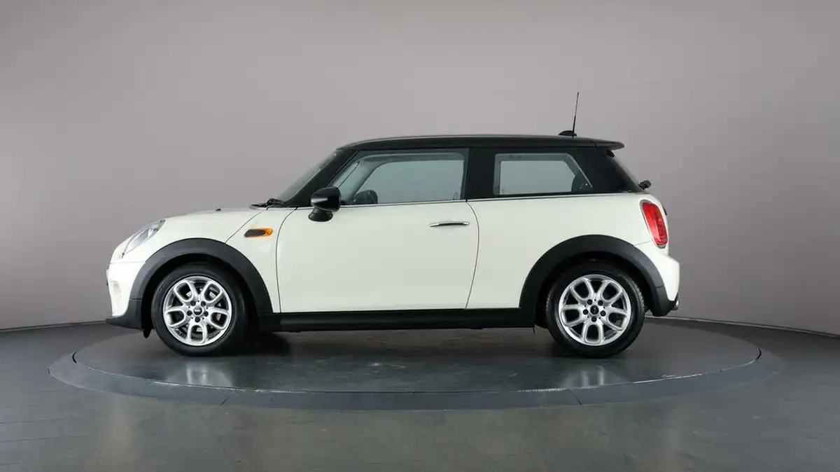 2017-mini-cooper-15-cooper-ss-hatchback-3d-big-30