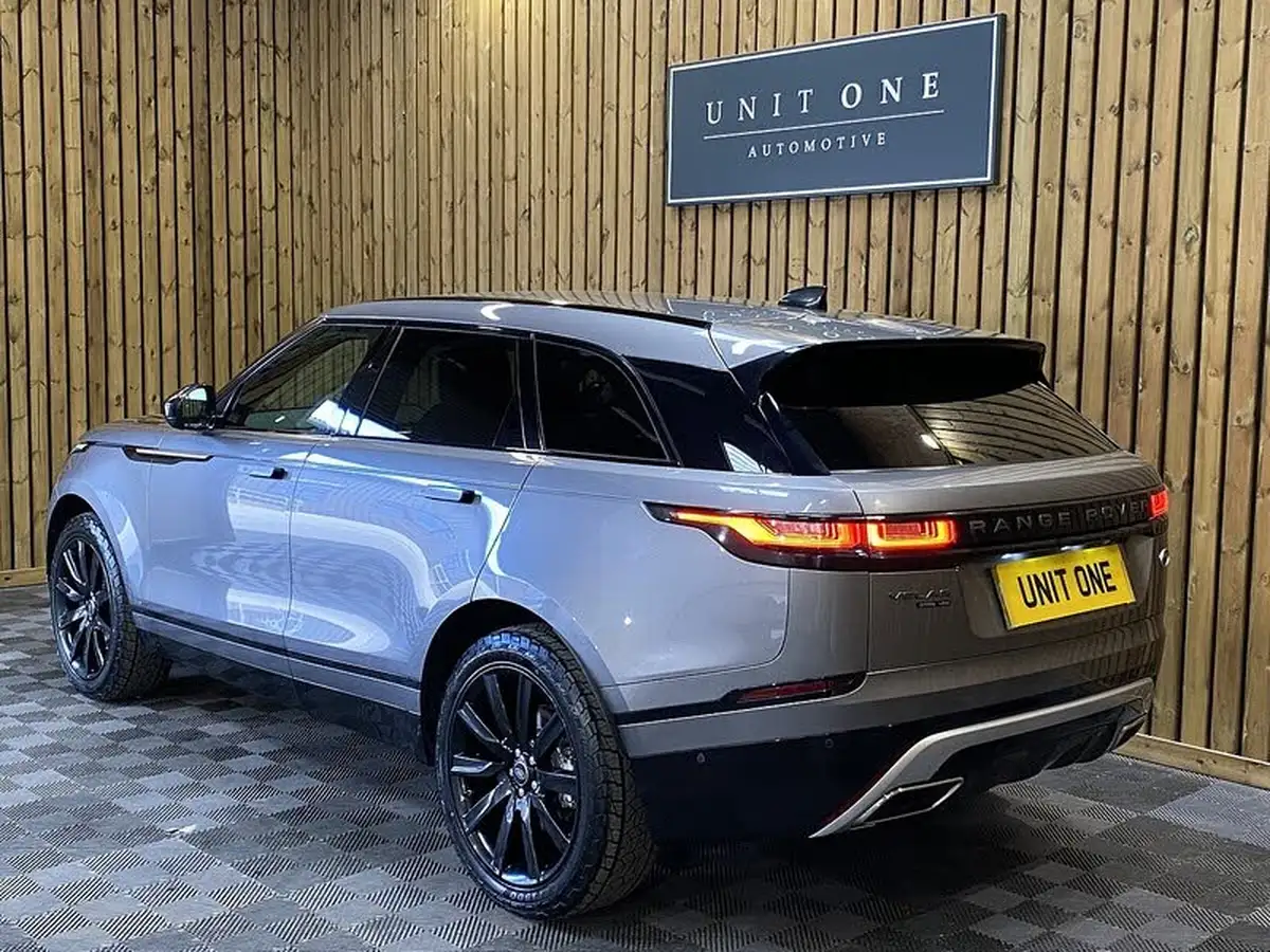 2019-land-rover-range-rover-velar-30-d300-r-dynamic-hse-big-43