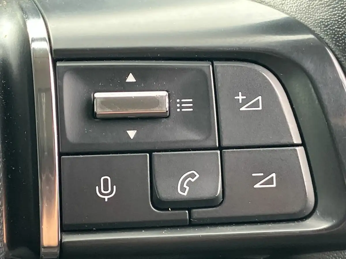 2021-citroen-c4-12-puretech-sense-plus-eat8-big-34