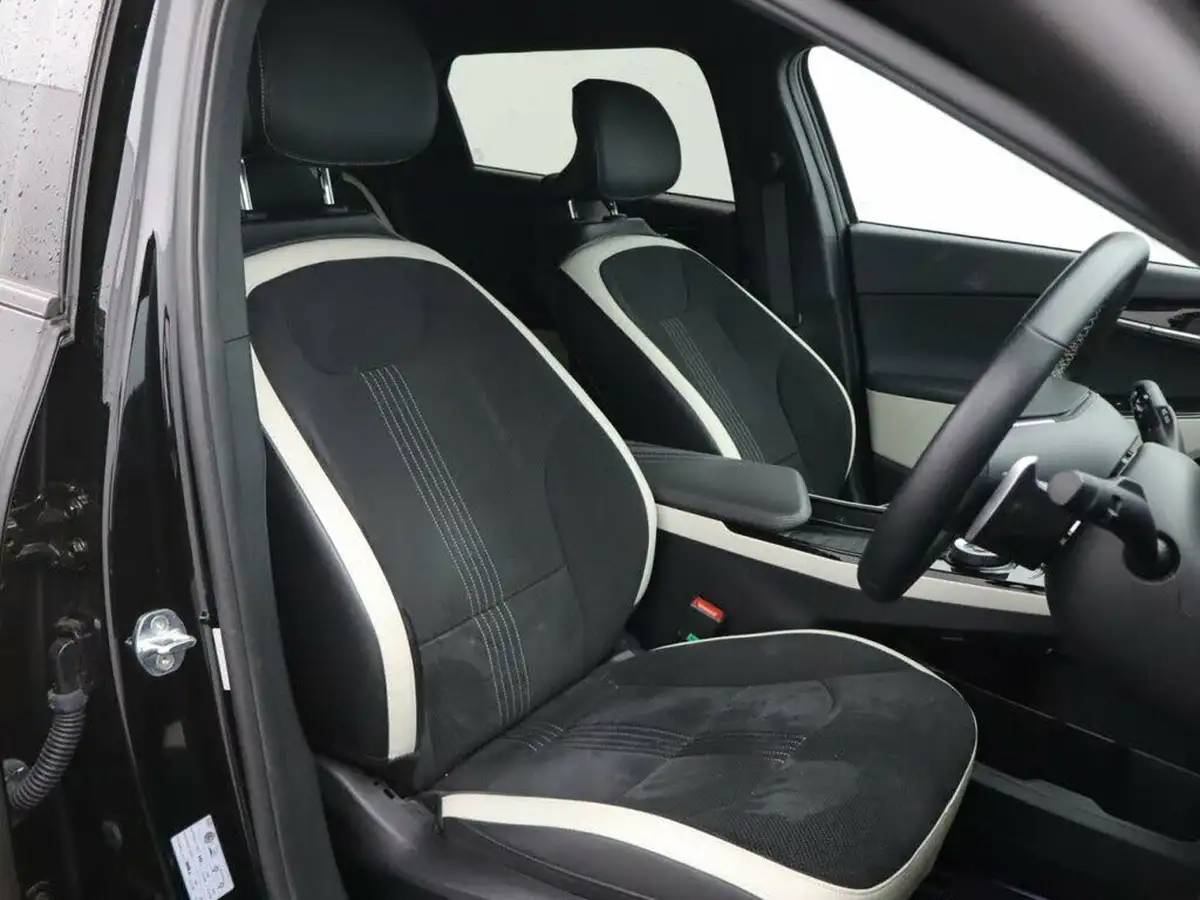 2022-kia-ev6-e-gt-line-225bhp-big-9