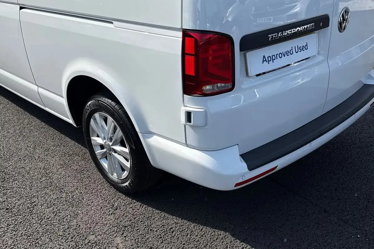 2024-volkswagen-transporter-big-15