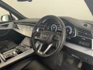 2021-audi-q7-30-55-tfsi-e-s-line-small-29