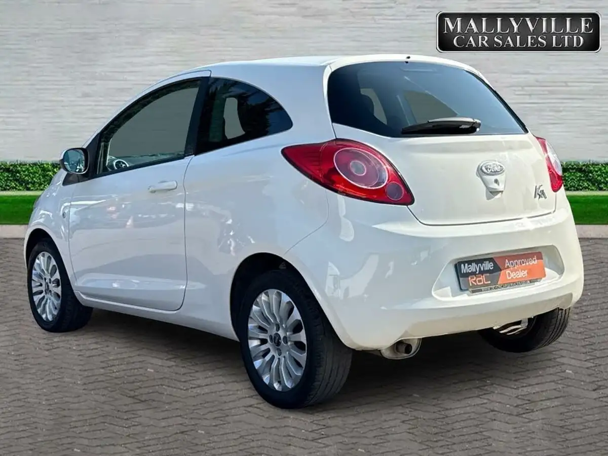2010-ford-ka-12-zetec-big-6