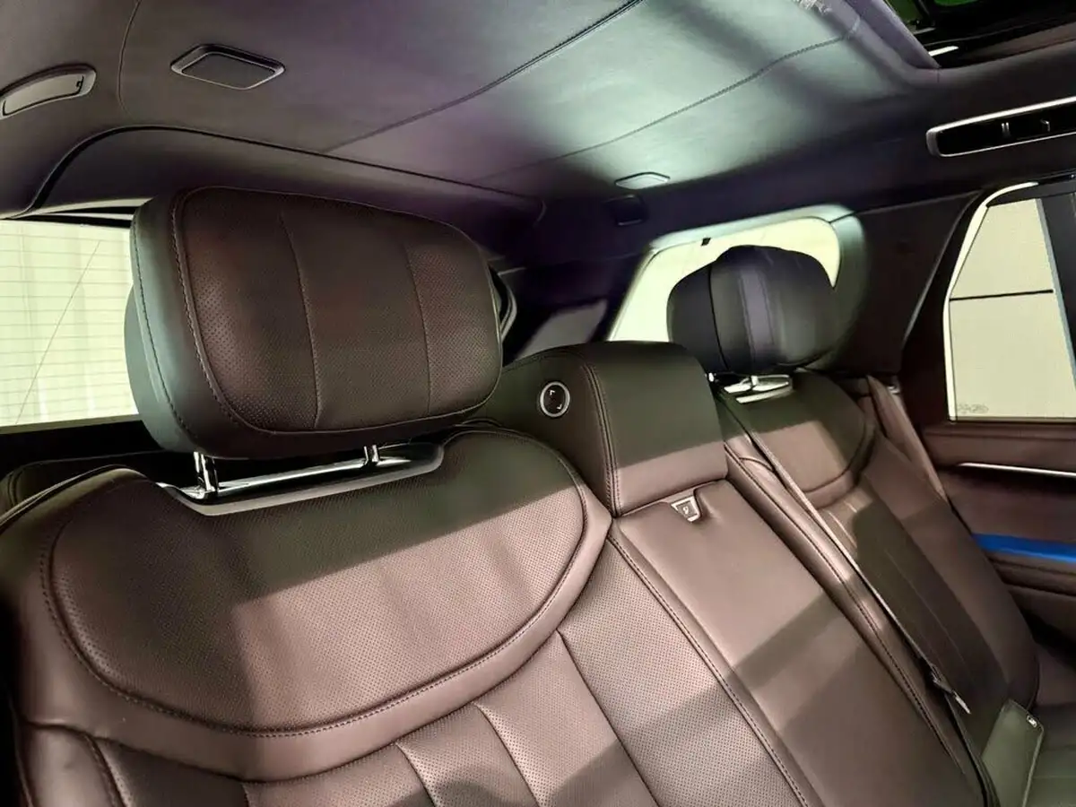 2022-land-rover-range-rover-30-d350-sv-big-13