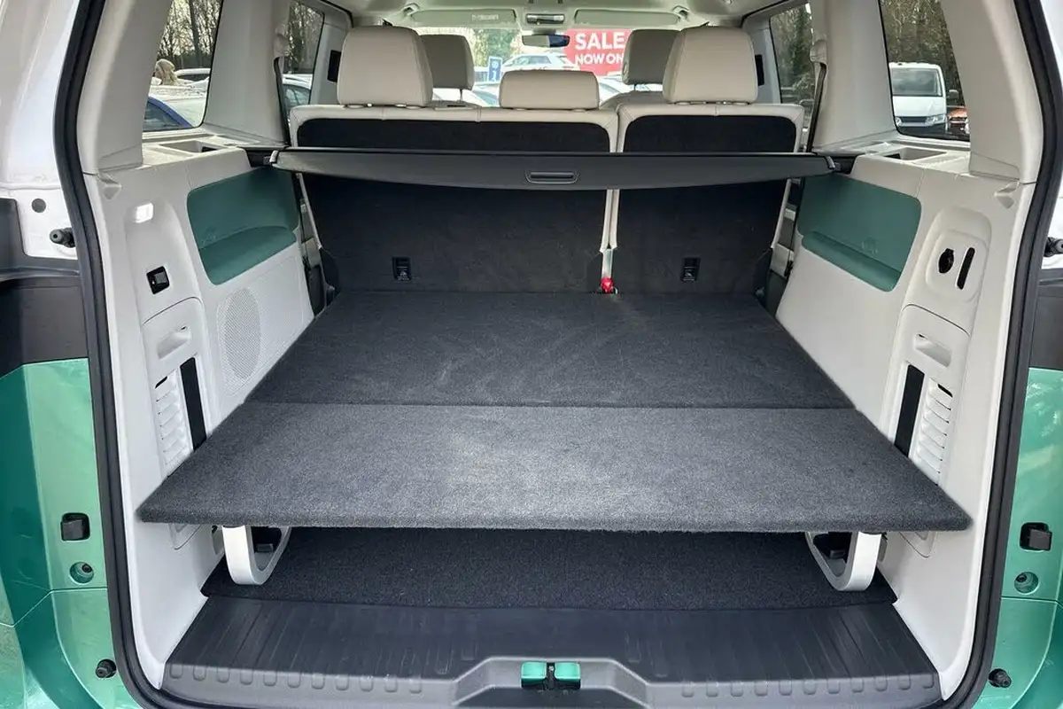 2023-volkswagen-idbuzz-e-style-standard-big-40