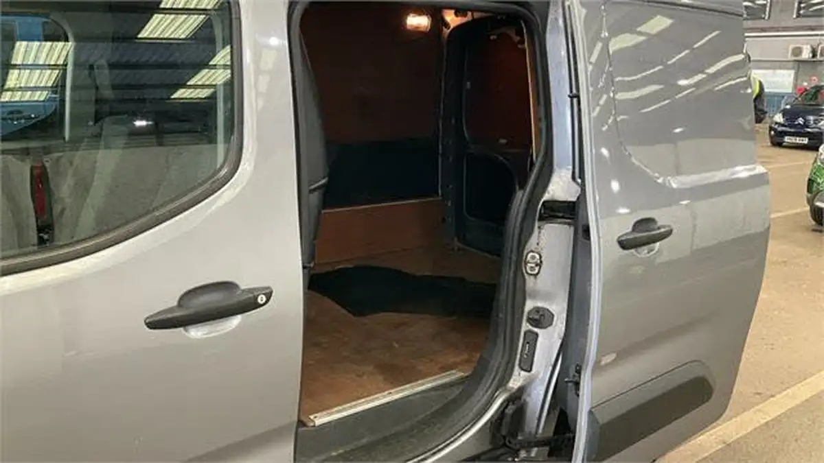 2019-vauxhall-combo-16cdti-edition-2000-100pseu6-big-7