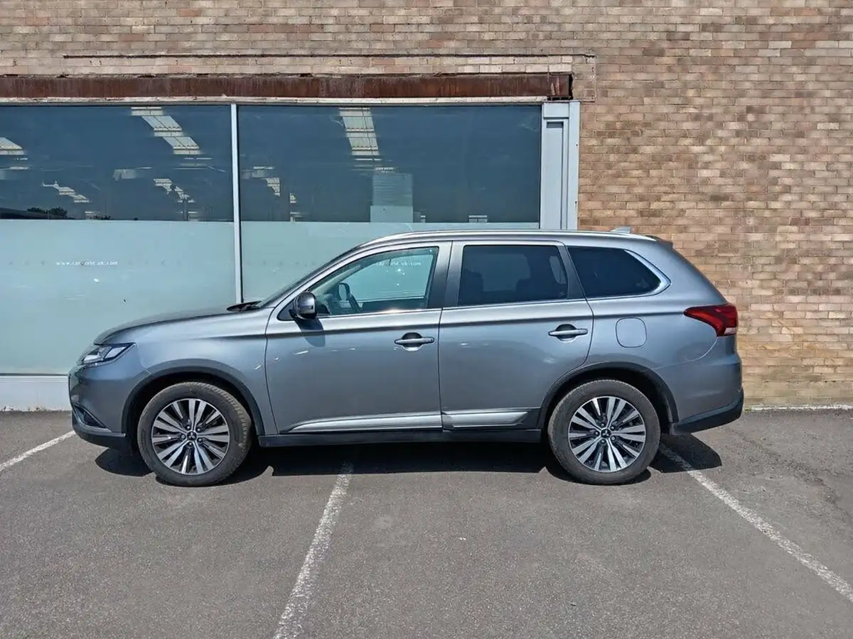 2020-mitsubishi-outlander-20-design-big-2