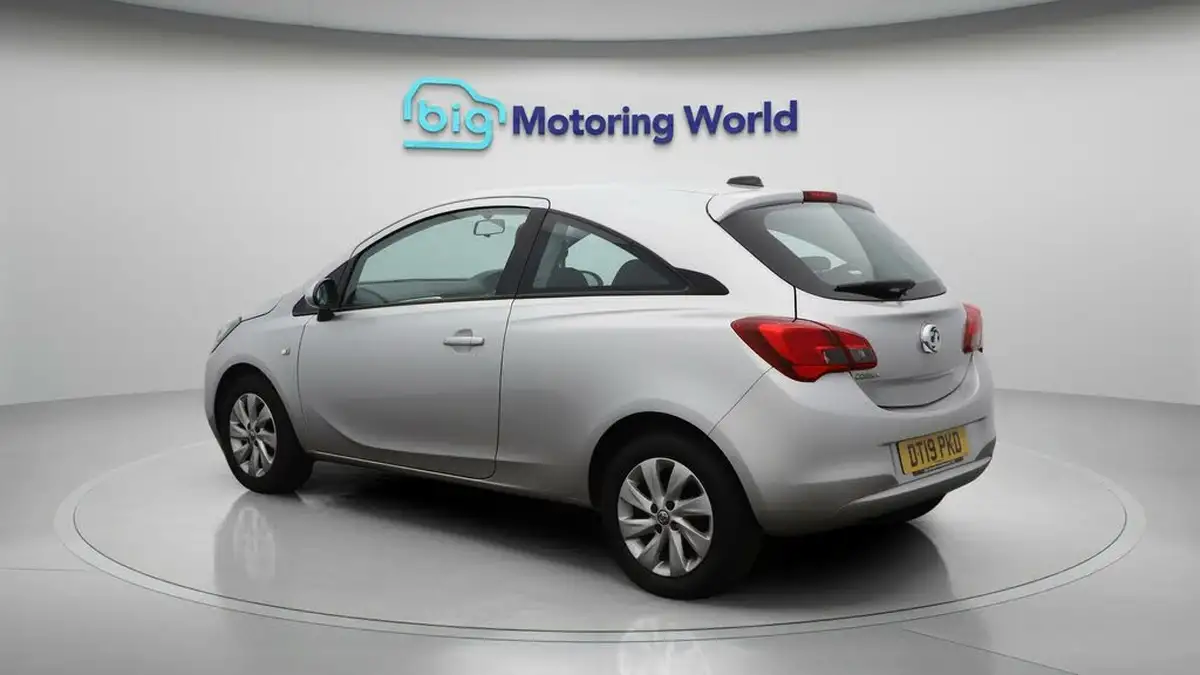 2019-vauxhall-corsa-14i-design-75ps-ecotec-3d-big-5