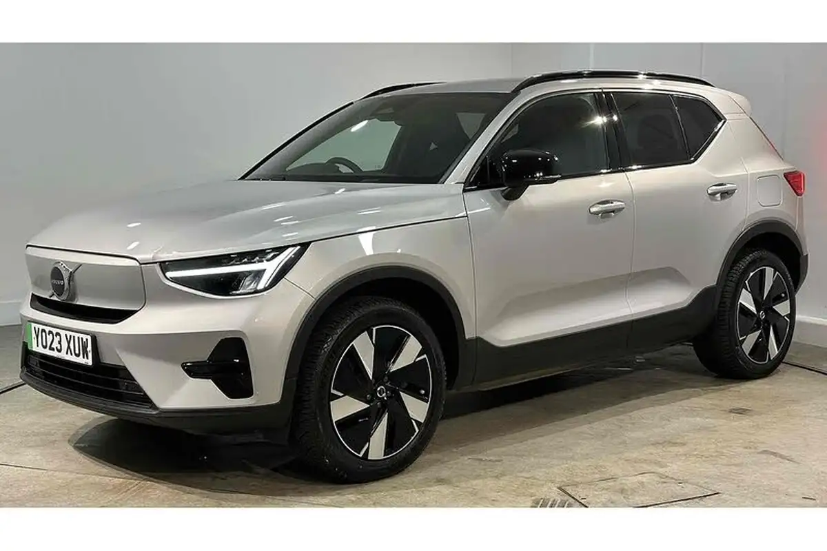 2023-volvo-xc40-e-twin-recharge-core-big-6