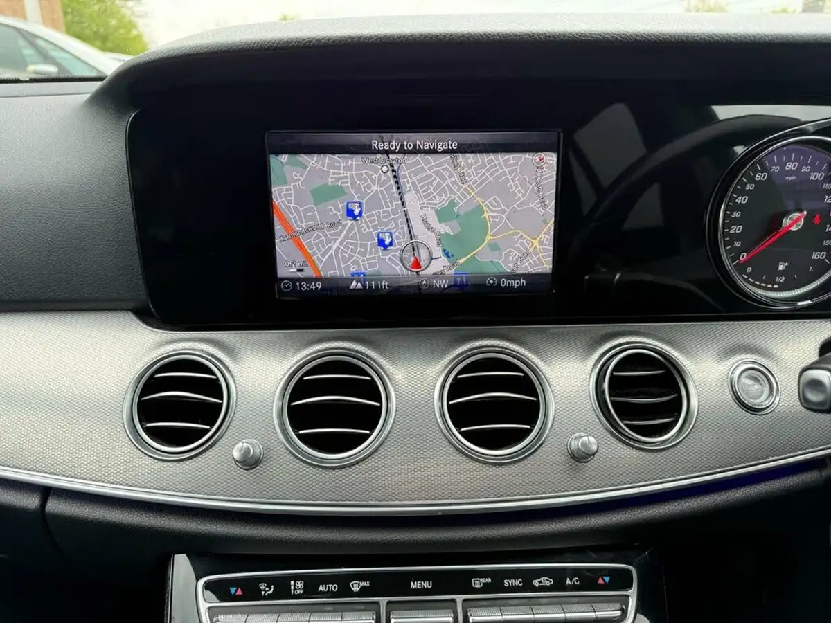 2017-mercedes-benz-e-class-20d-e220d-se-ss-estate-5d-big-6