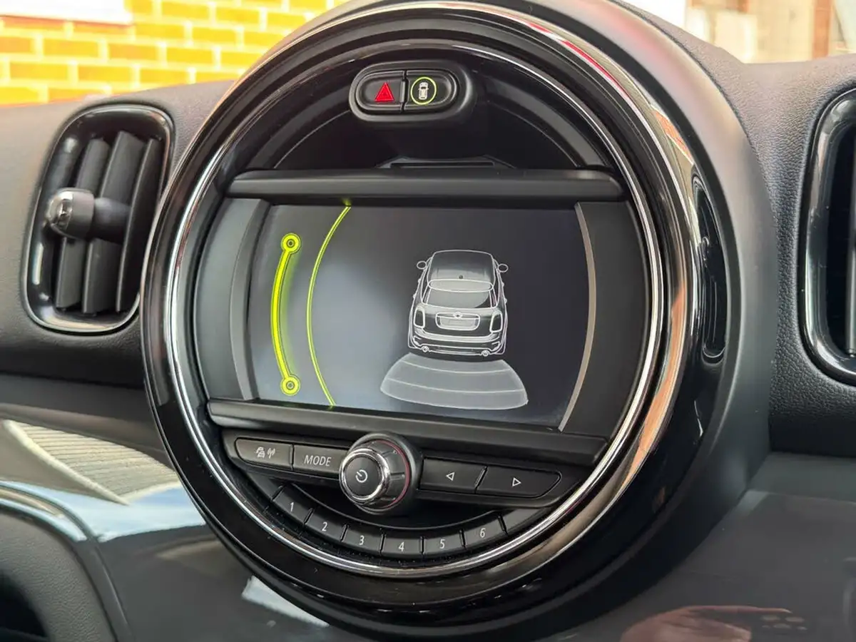 2017-mini-countryman-20td-cooper-d-ss-auto-big-29