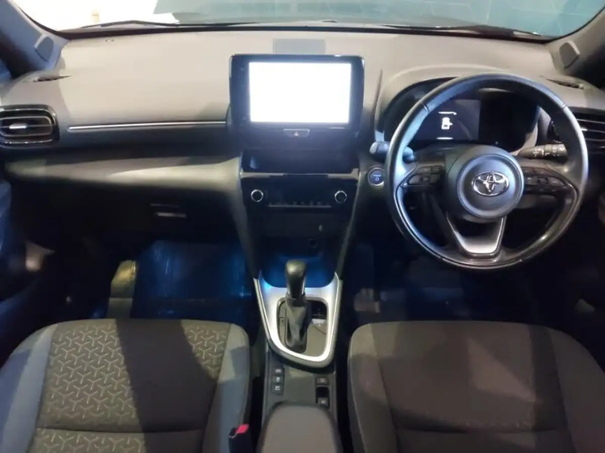 2022-toyota-yaris-cross-15-vvt-i-design-big-2