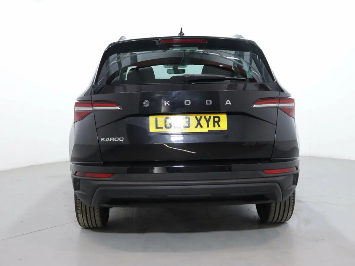 2023-skoda-karoq-15-tsi-se-drive-dsg-big-5