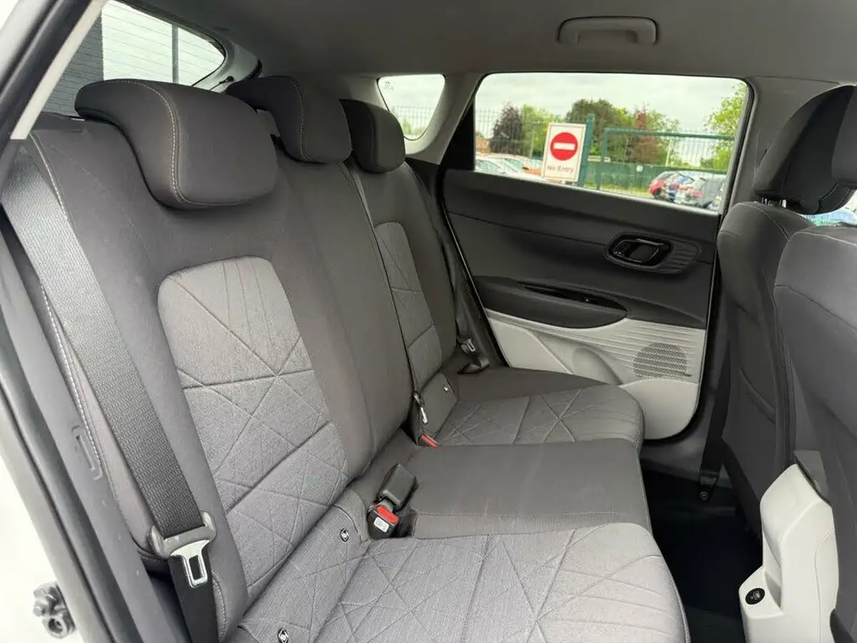 2021-hyundai-bayon-10-t-gdi-ultimate-120ps-big-9