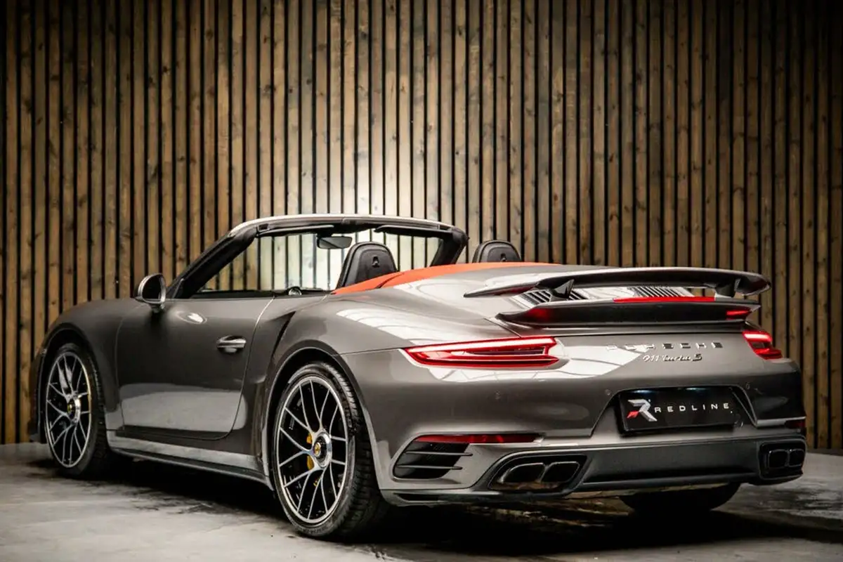 2017-porsche-911-38-turbo-s-cabriolet-big-2