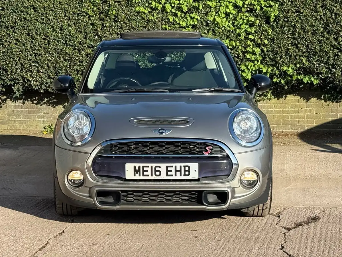 2016-mini-cooper-20-cooper-s-ss-hatchback-5d-big-5
