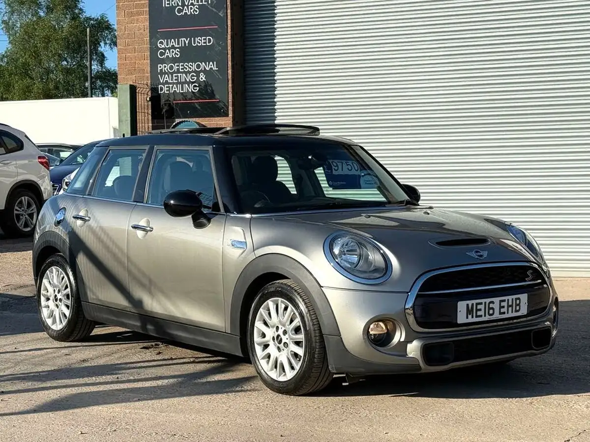 2016-mini-cooper-20-cooper-s-ss-hatchback-5d-big-30
