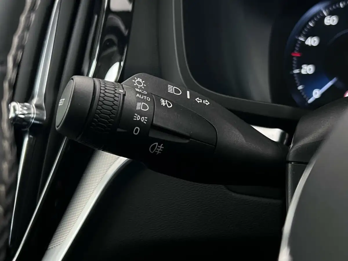 2020-volvo-s60-20-t5-r-design-plus-big-27