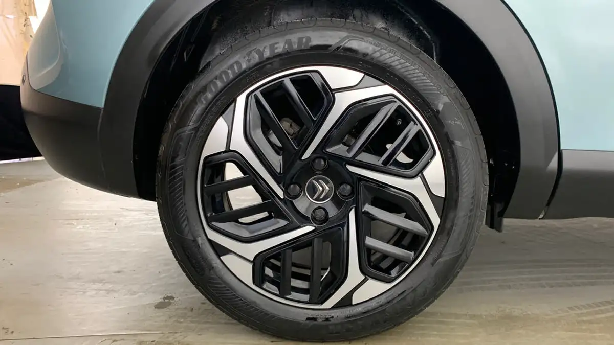 2021-citroen-c4-12-puretech-sense-plus-big-21