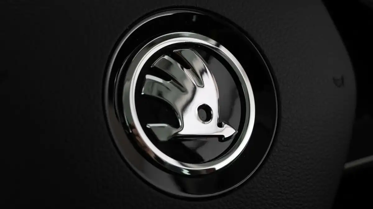 2022-skoda-enyaq-e-60-big-21